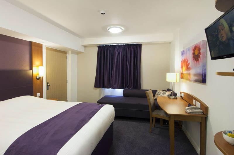 Premier Inn Stirling South Exterior foto